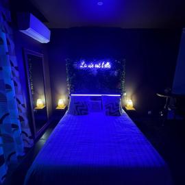 Appartement Romantique Exceptionnel, hotel v destinácii Lorette