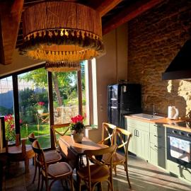 Vecchio Forno Only Adult, Luxury, History, Comfort, hotel in Fiorenzuola di Focara