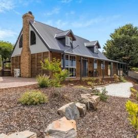 Hahndorf Log Cabin, отель в городе Хандорф