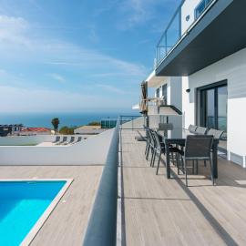 Villa Zen with sea view and private pool, hotel in Lourinhã