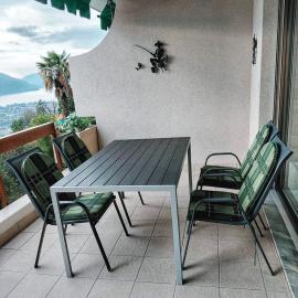 Ferienwohnung C04, hótel í Orselina