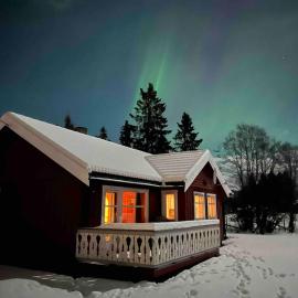 Det vesle huset på Lysåker, hotel i Nord-Fron