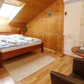 Studio Glass Vysočina, hotel in Škrdlovice