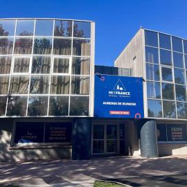 Auberge de jeunesse HI Bordeaux-Blanquefort – hotel w mieście Blanquefort