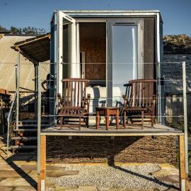 Unique Glamping Experience - The Horse Box, hotel 