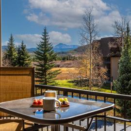 2 Bedroom Hot Tub Fireplace Walk to Lake Dillon, hotel sa Frisco