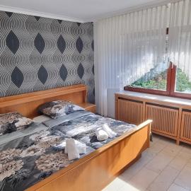 Casaba Suite 1-110qm-3 Rooms-Free Private Parking-House with garden, khách sạn ở Hannover