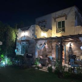 Villa hossam elkady, hotel a Maḩaţţat Wardān