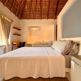 Villa Margarita Bungalow, hotelli kohteessa Brisas de Zicatela