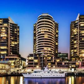 VAQUAY Glamptons In Docklands