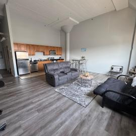 Spacious Condo Minutes to Cedar Point, готель у місті Сендаскі
