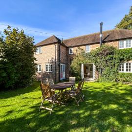 The Cottage - Uk50673