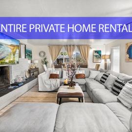 Entire Private Home with Spacious, Lux King Bed, Ranch Style, Prime Area, 4 Bedrooms 2 Bathrooms, Available Now、ラ・メサのホテル