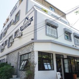 Grim Garden Guesthouse, hotelli kohteessa Yeosu