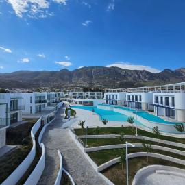 Lapta Residential Complex IRINA, hotel in Lâpta