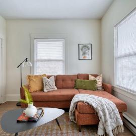 Stay Portland - Mt Tabor Retreat - Local Eateries - Shops - Bars