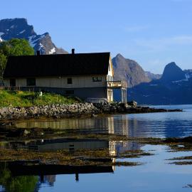 Viesnīca Minkfarmen, Spacious seaside cabin with scenic view pilsētā Ramberga