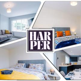 Spacious 5BR Hawarden Home Sleeps 10 Contractors & Families Welcome, hotel di Ewloe