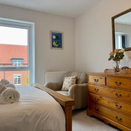 Pass the Keys Modern Penthouse Style Apartment in Haddenham