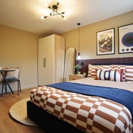 Perfect for Contractors 6 Bedroom House, Near Chester & Cheshire Oaks, Free Parking & Free Wi-Fi Included