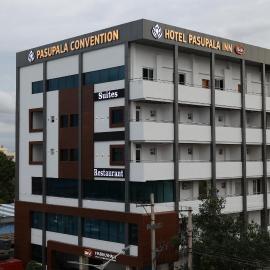 Hotel Pasupala Inn: Anantapur şehrinde bir otel