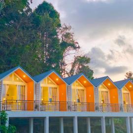 ไวท์เฮาส์ ภูชี้ฟ้า, hotel in Ban Tin Pet