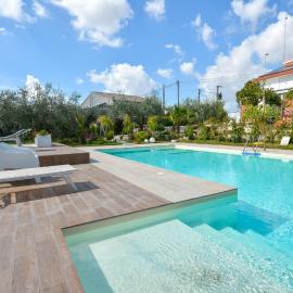 Amazing Home In Chiaramonte Gulfi