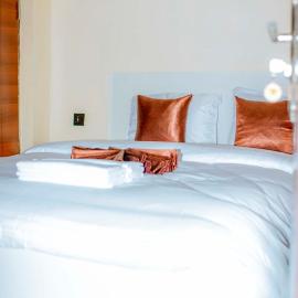 La Briella Hotel, מלון בגיסני