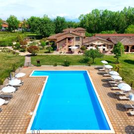 Agriturismo La Fattoria, Hotel in Panicarola