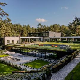 SZUMY PARK Hotel & Restaurant, viešbutis mieste Susiec