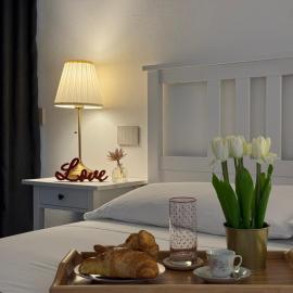 L'obiettivo, hotel v destinaci Assemini