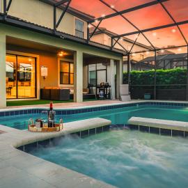 FREE waterpark lazy river near Disney Heated pool, hotel in Davenport