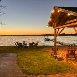 Shawano में, होटल Shawano Lake Cabin w/ Boat Dock!