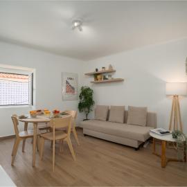 Sunset Apartment, Town Centre