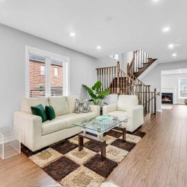 Cozy Home in Niagara 10 mins from Falls and Brock, hôtel à Thorold