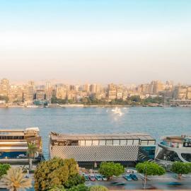 شقة فندقية اطلالة عالنيل بالكامل في قلب القاهرة بجوار الفورسيزون