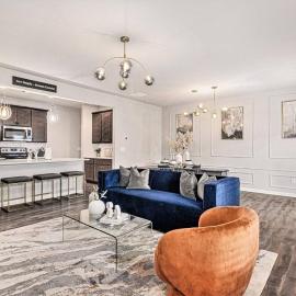 Family Vacation Destination-2 Car Garage-Sleeps 7