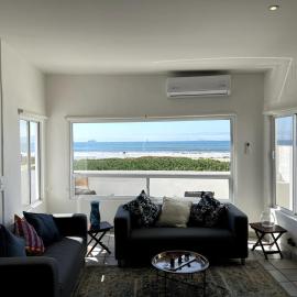 Casa Pacifica- BEACH HOUSE