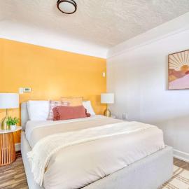 The Octagon by Stay Portland - Multnomah Village