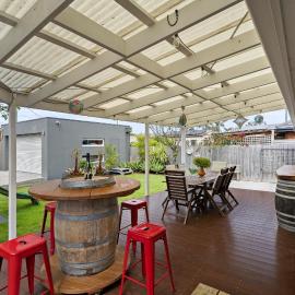Mordialloc Coastal Escape Beach, Garden & Parking, hotel en Mordialloc