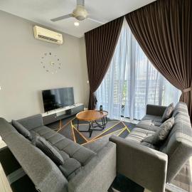 Dpristine 3 bedder sea view opp legoland and medini