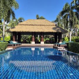 Green Garden Villa Hotel, Hotel in Strand Nai Harn
