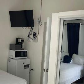 Small Studio with all you need for a short stay