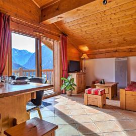 Mira - Vue Exceptionnelle confort piscine & Spa, hotel in Champagny-en-Vanoise