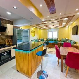 Lux'Or Scandinavian-style, pool & play area