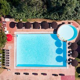 Li Suari Club Village: San Teodoro şehrinde bir otel