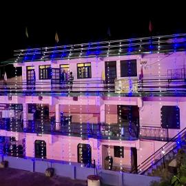 ASTHA GUEST HOUSE, hotel din Gopeshwar