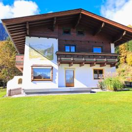 Holiday Home Gernkogel by Interhome, hotel in Wald im Pinzgau