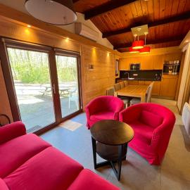 Sous le Charme - Oignies 36, hotel v destinácii Petit Mesnil