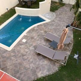 Villa Ray
